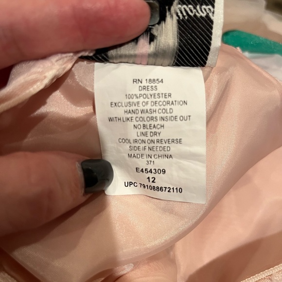 Light Pink/Blush Gown Girls Size 12 - Picture 7 of 9